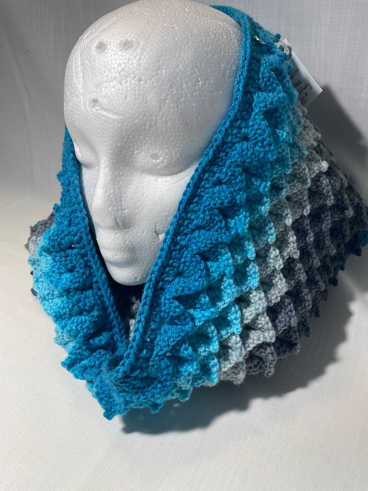 Scale Stitch Cowl