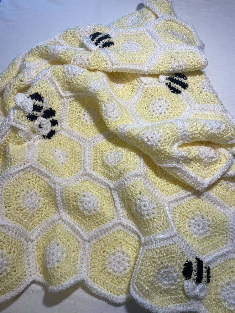 Busy Bee Baby Blanket